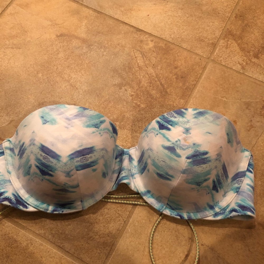 Victoria secret strapless bathing suit top!